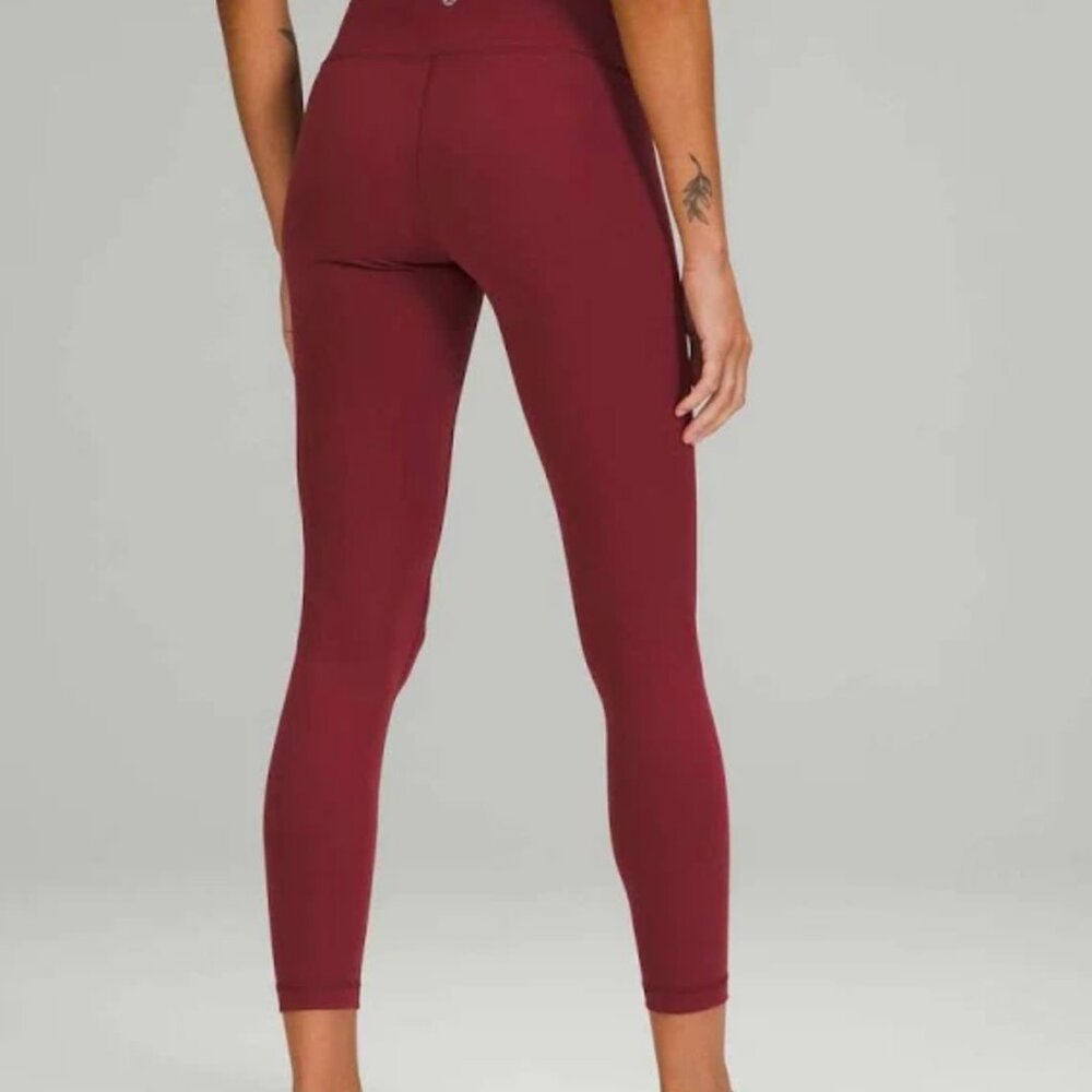 Lululemon Wunder Under High Rise crop leggings size 8